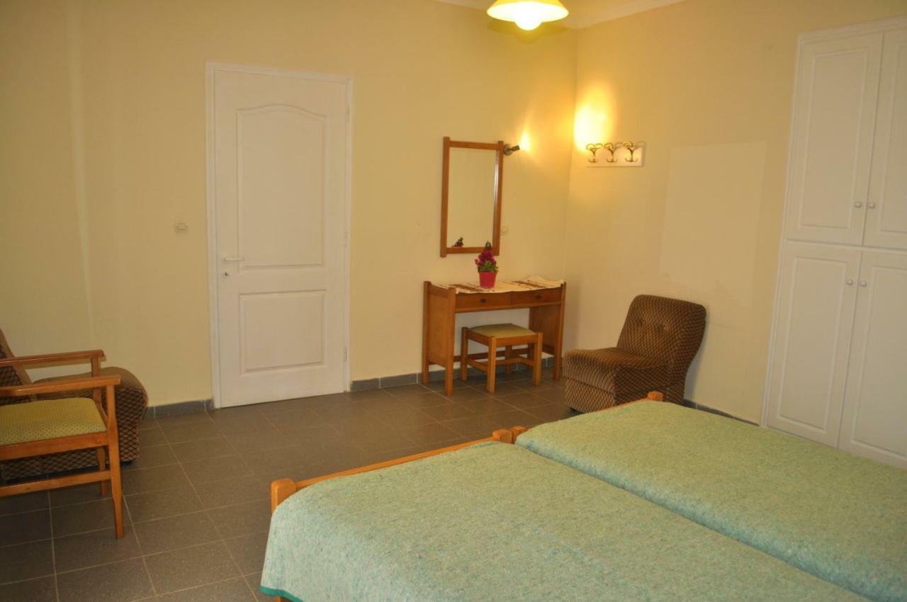 Holiday Studio Apartments Yannis On Agios Gordios Beach In Corfu Luaran gambar