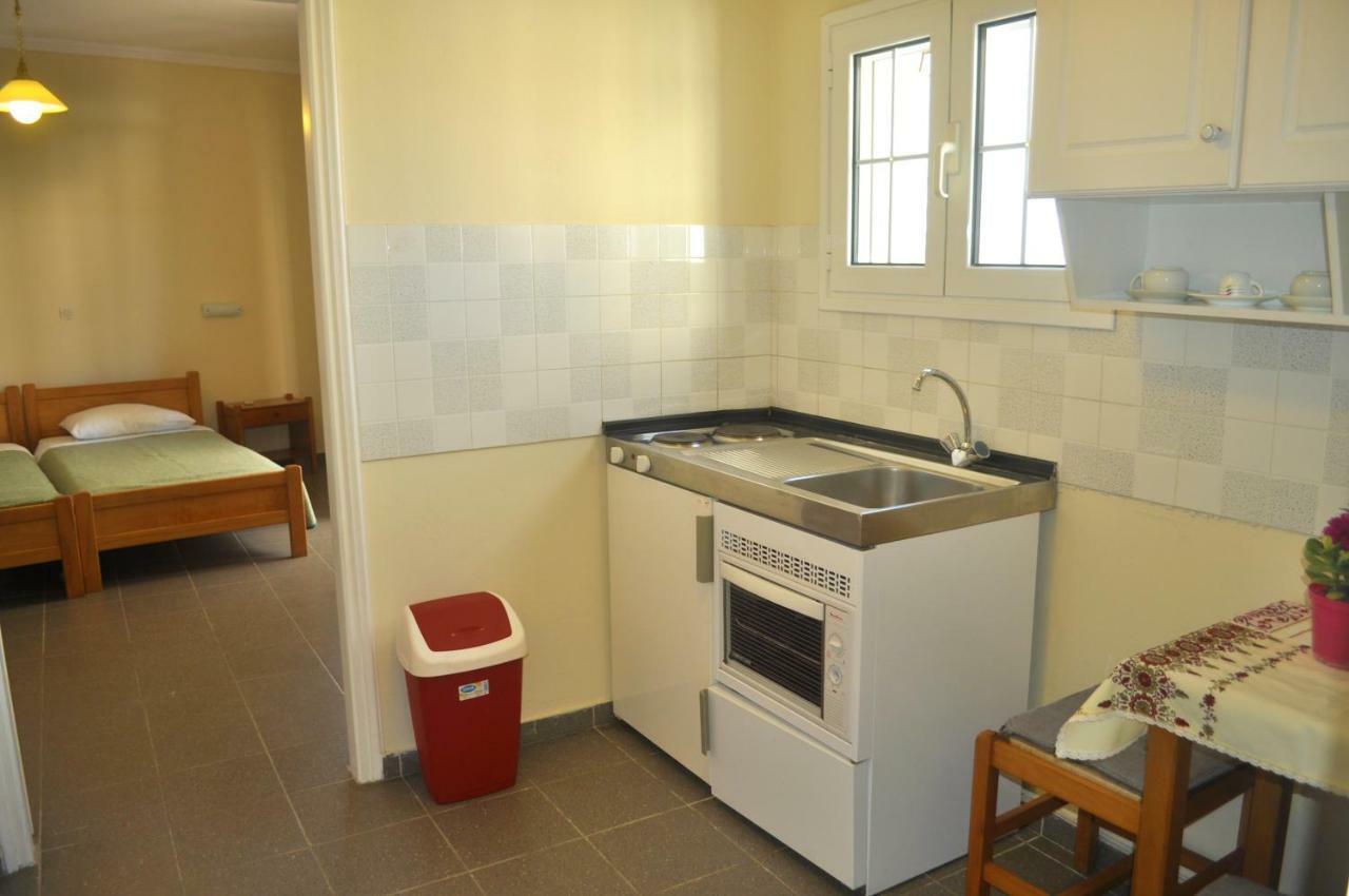 Holiday Studio Apartments Yannis On Agios Gordios Beach In Corfu Luaran gambar